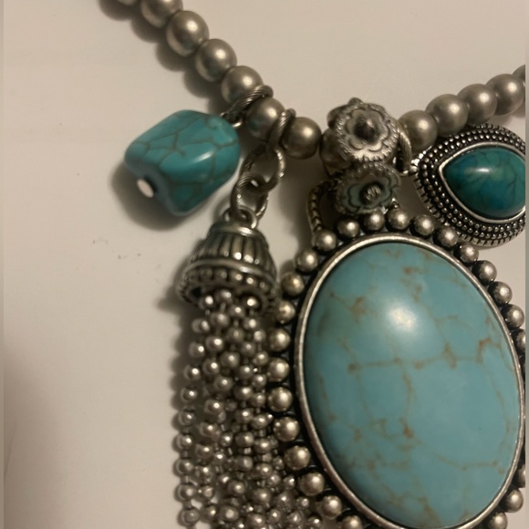 Chico’s necklace, faux turquoise&silver costume beaded w/beautiful tassel 13-15” - Picture 3 of 10